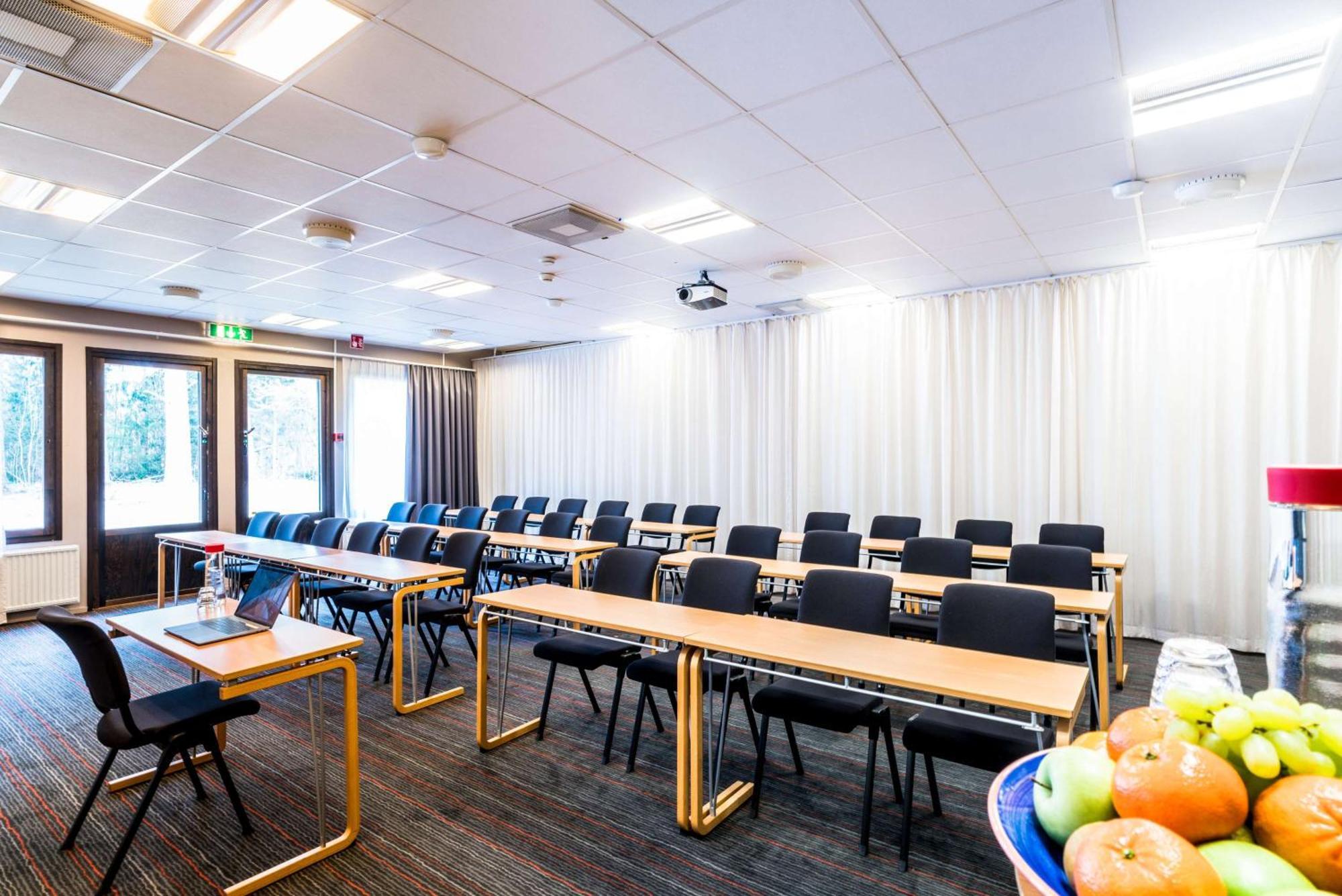 Scandic Gaevle Vaest Экстерьер фото